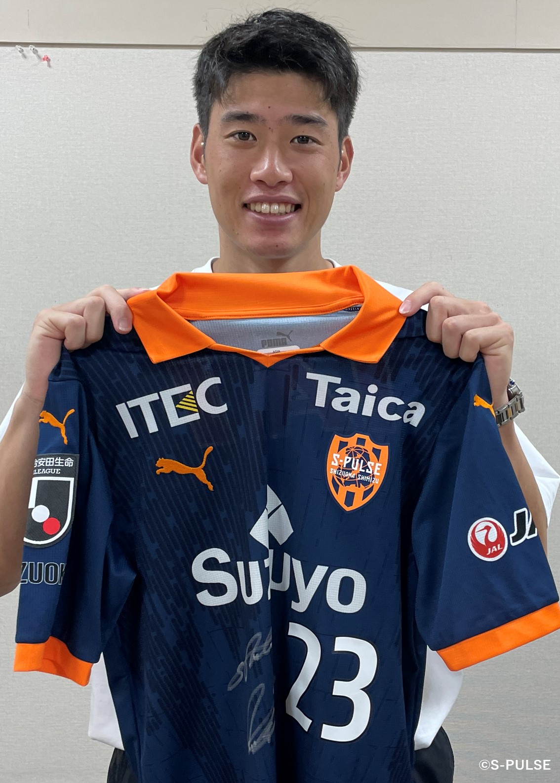 HATTRICK（ハットトリック）-選手の想いをファンへ届ける公式