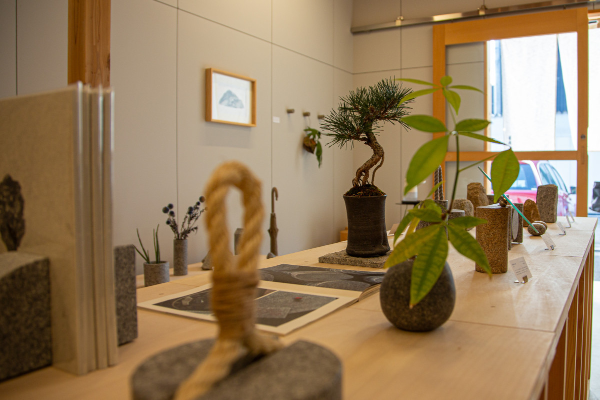 香川の地場産業・庵治石に新たな物語をー「AJI PROJECT」の挑戦 - 高松