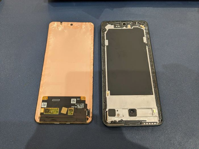 OPPO Reno11A 画面割れ まちスマ岡崎店