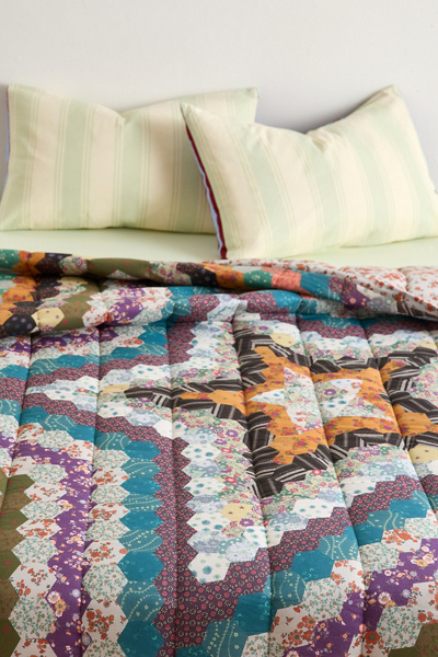 Comforters | Quilts, Coverlets + Bed Blankets | Urban Outfitters