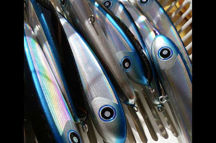 ローカルスタンダード」入手困難オフショアルアーのラインナップ