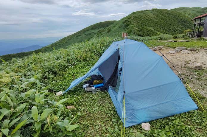 稜線でこんな快適ってアリ？」パーゴワークス新作・ZENN DOME SHELTER