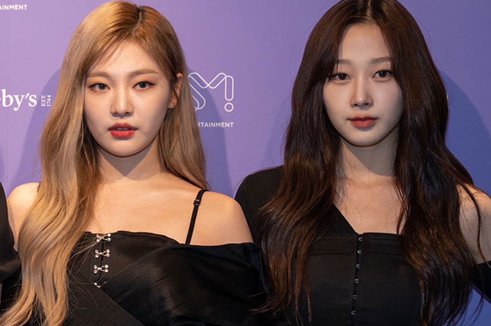 aespaジゼル、ニンニンとの大阪プライベートショット公開「満喫してて