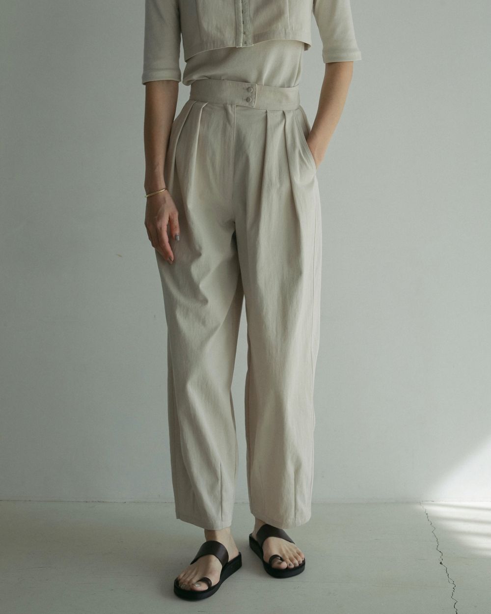 ànuke online store（アンヌーク） / Twill Cocoon PantsTwill Cocoon