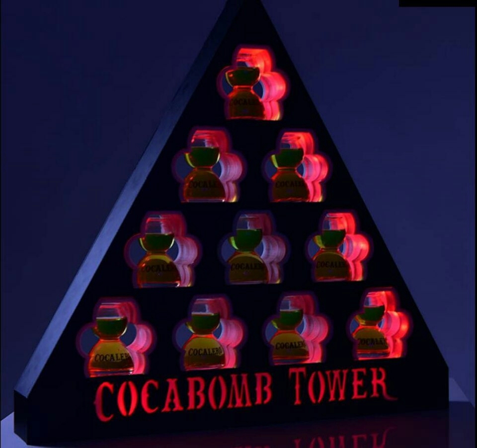 新品】新品 非売品 コカレロ コカボム タワー ディスプレイ LED ライト