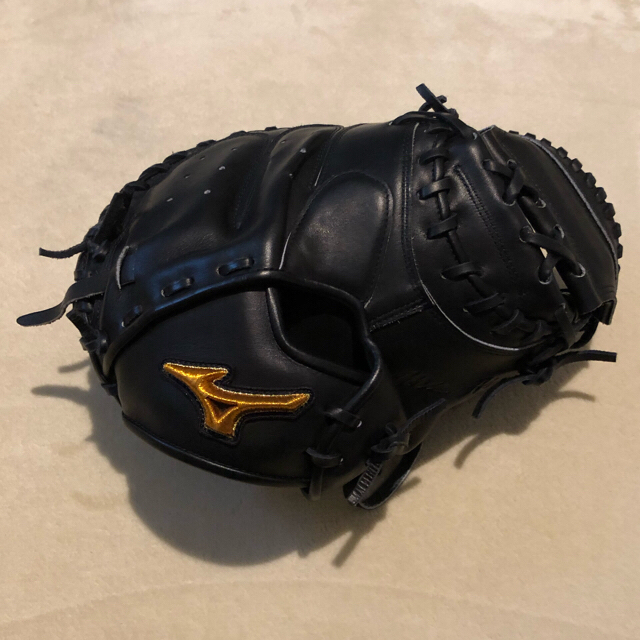 MIZUNO - ミズノプロ 炭谷モデル 黒色 軟式 10mm小 波賀ジャパン