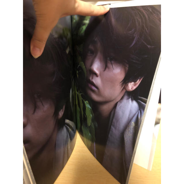 綾野剛 写真集 『 胎響 』平間至 撮影の通販 by ジーン's shop｜ラクマ