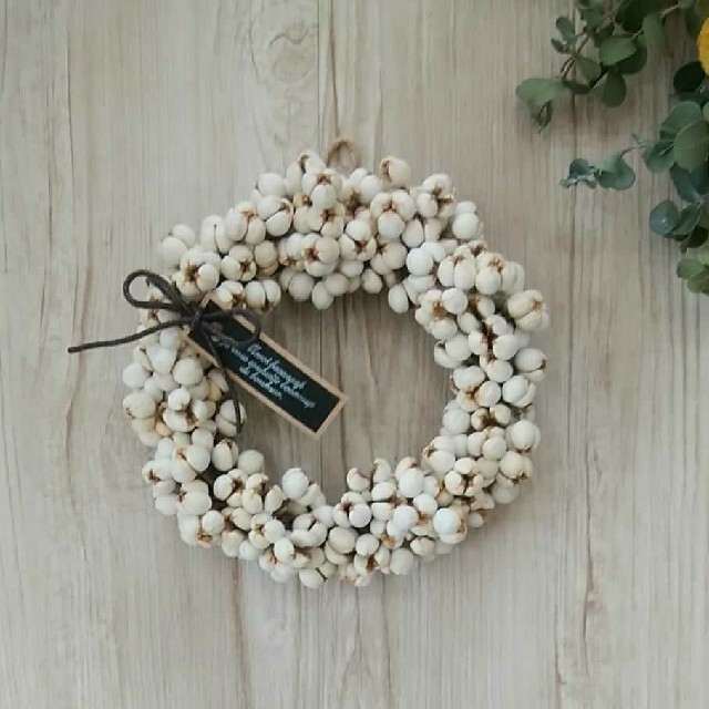 ナンキンハゼの実リース natural～*。°の通販 by み～か's shop｜ラクマ
