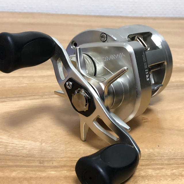 DAIWA - 特価＊即納 ダイワ 1016H 右ハンドル 旧モデル DAIWA RYOGAの