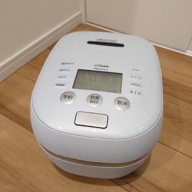TIGER - TIGER(タイガー) 土鍋圧力IH炊飯ジャー JPH-KS10の通販 by K