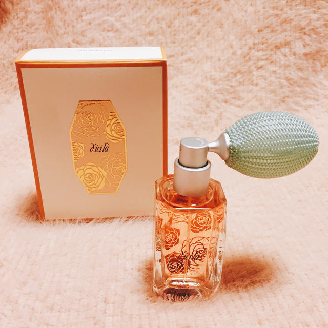 dicila - 資生堂 ディシラ パフ ド パルファムⅡの通販 by usamarushop