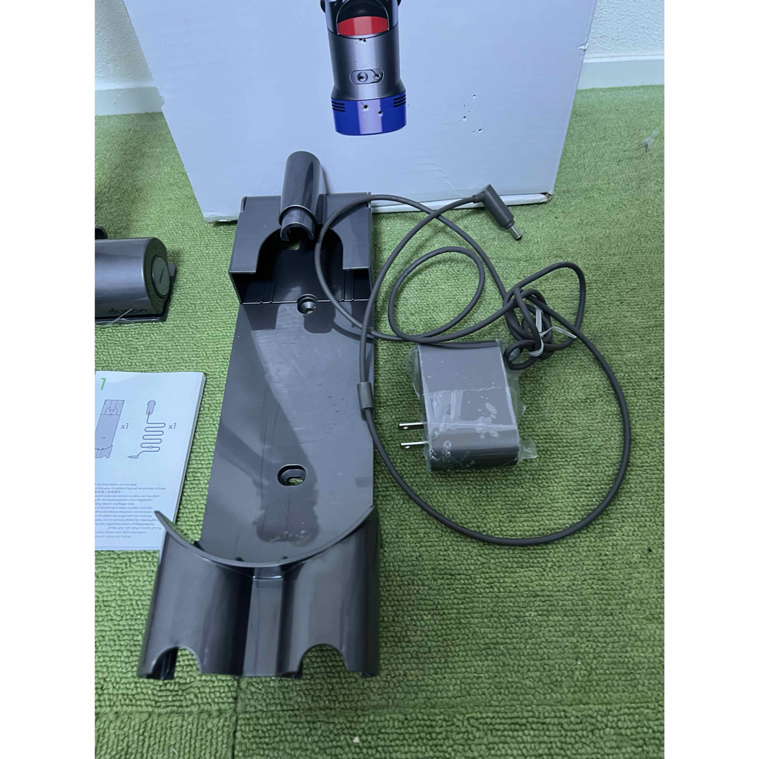 Dyson - 美品 動作確認済み Dyson V7 slim コードレス掃除機の通販 by