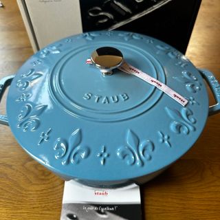 STAUB - 新品 ラスト1点staub ストウブ フルールドリス ココット
