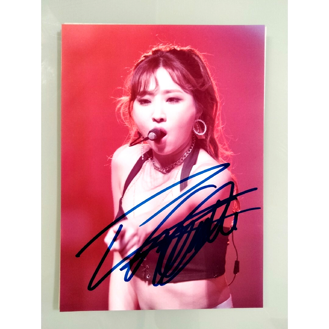 コン・ミンジ直筆サイン入り2Lサイズ写真…Minzyの通販 by まごみき's