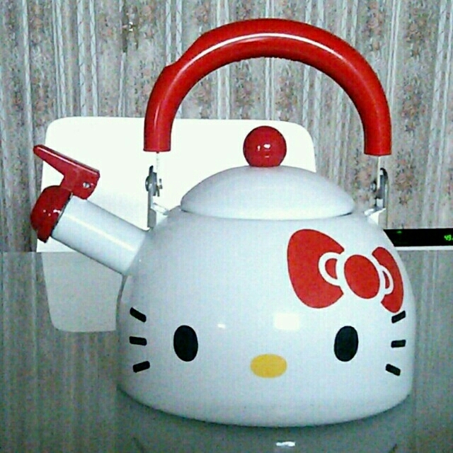 サンリオ - キティ ・ケトル・やかんの通販 by ｜サンリオならラクマ