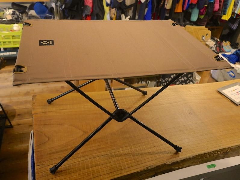 Helinox ヘリノックス＞ Tactical Table M タクティカルテーブルM