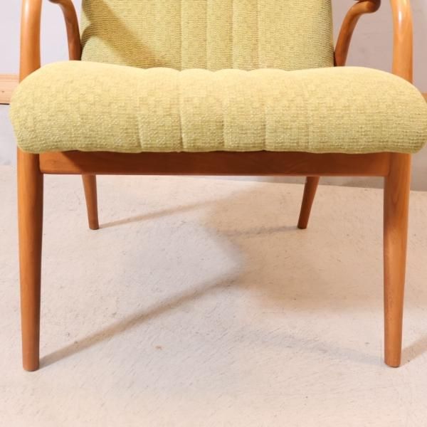 unico(ウニコ)取扱い、DOZE(ドゥーゼ)ハイバックチェアです。チェコの