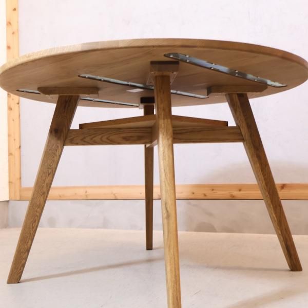 unico(ウニコ) ADDAY(アディ) ラウンドダイニングテーブルです♪木の