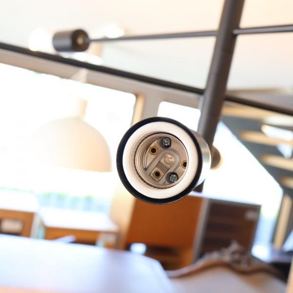 unico(ウニコ)取り扱いINTERFORM(インターフォルム)のAstre(アストル