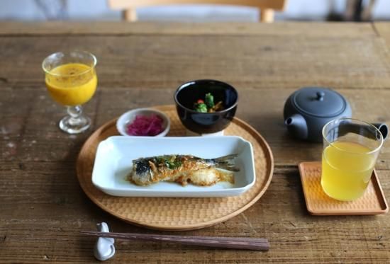 高塚和則 木工房玄 一人膳 丸盆 はちのす彫り (中・φ280mm) -lizm