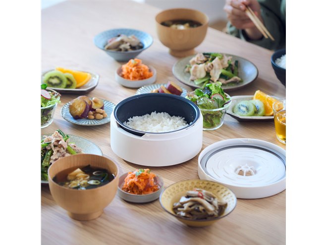 パナソニック、米と水の計量から炊飯まで全自動の「自動計量IH炊飯器