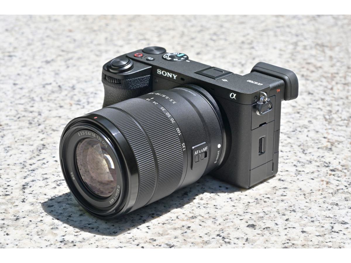 ソニー「α6700」実力診断 これならフルサイズでなくてもいい？ - 価格