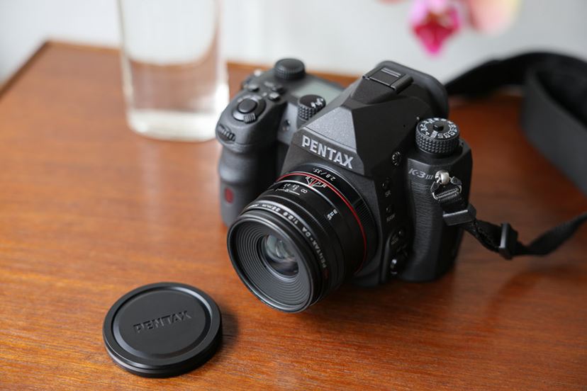 モノクロフィルムの記憶がよみがえった「PENTAX K-3 Mark III