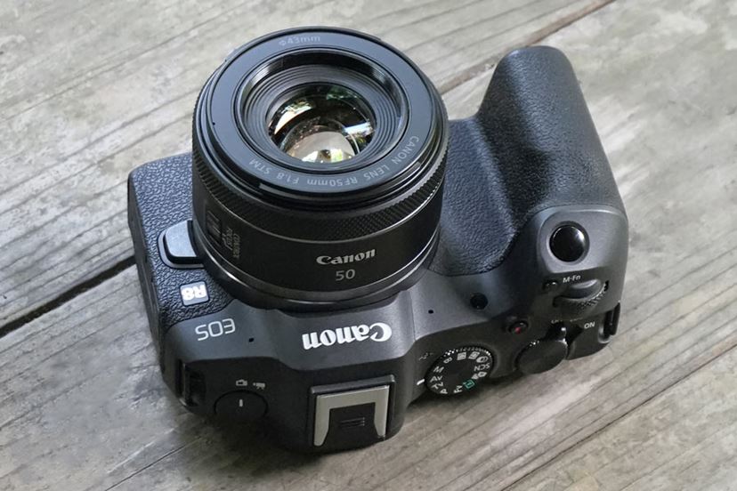 2万円台の格安レンズ「RF50mm F1.8 STM」はなぜ価格.comで人気なのか