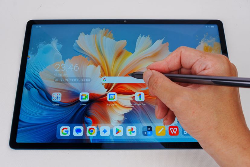 レノボ「Yoga Tab Plus」はペン入力＆独自AI対応の格安・大画面