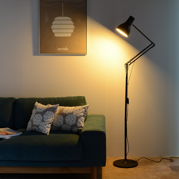 フロアライトは無骨なインダストリアルデザインを選びたい - inzak