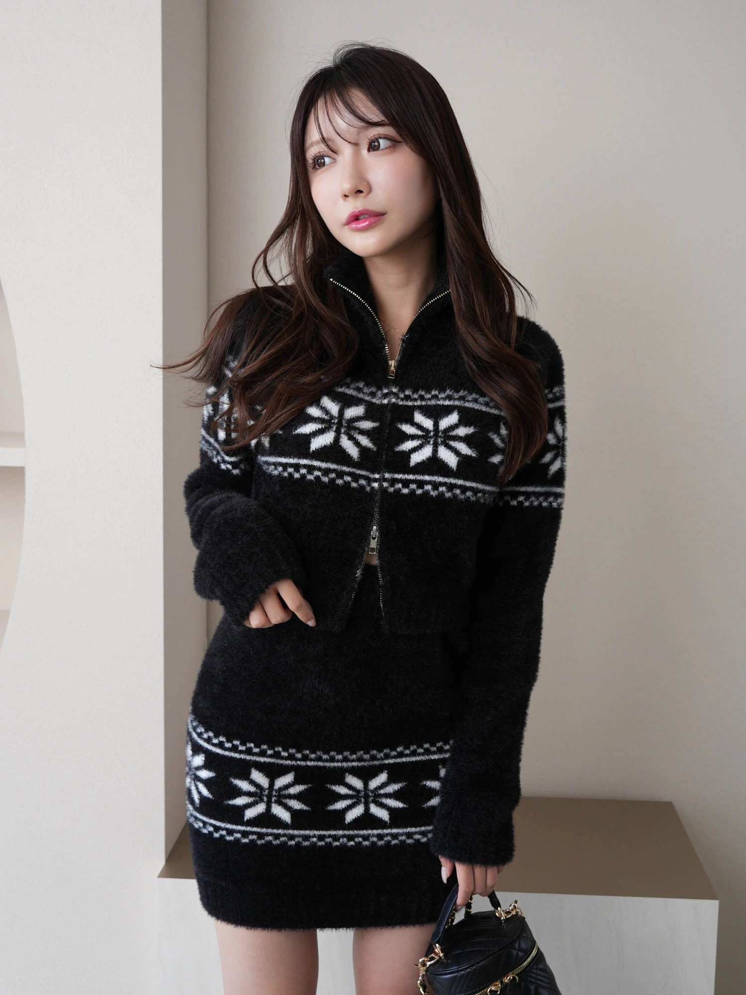 01_001.jpg?img_width=750