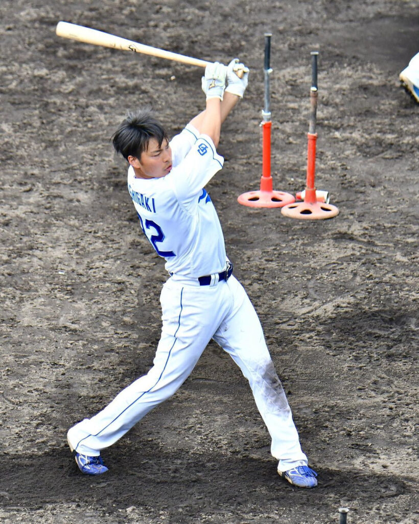中日ドラゴンズ #32 石垣 雅海（いしがき まさみ）の使用ギア -2023-