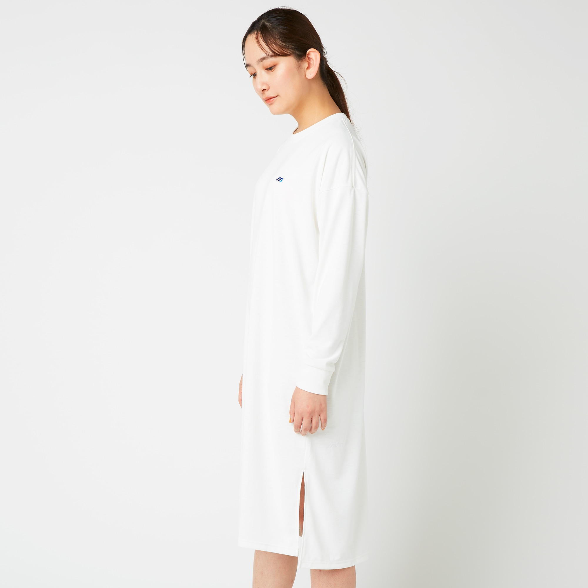 ミズノ直営限定】モノグラムM Tシャツワンピース|B2JAA201|Go to by