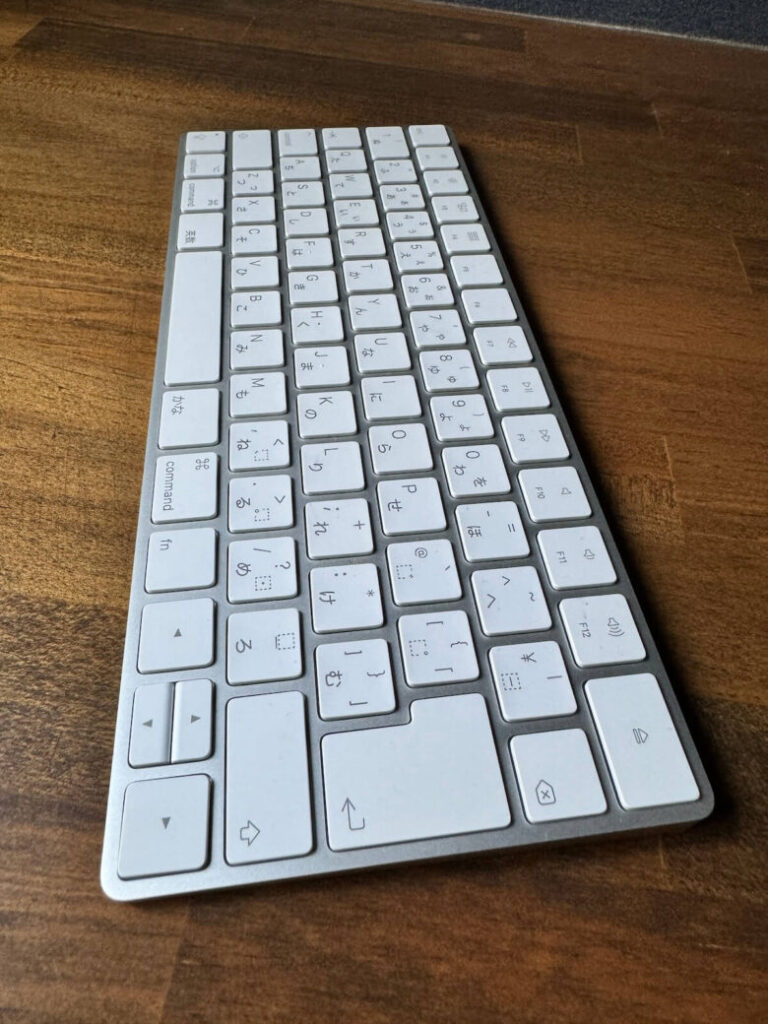 コスパ最高】iPadのキーボードは純正Bluetoothキーボードがおすすめ