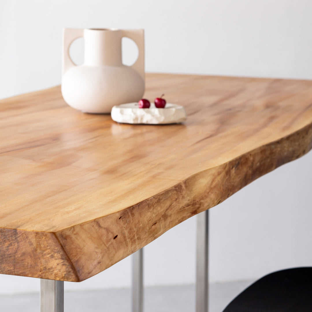 厳選一枚板 / トチ #0013 水面のような模様が美しいテーブル天板 1800