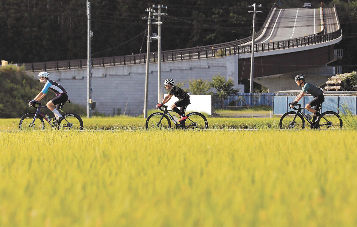 カメラリポート ＞ ツール・ド・東北2025 被災地の今、発信 | 河北新報