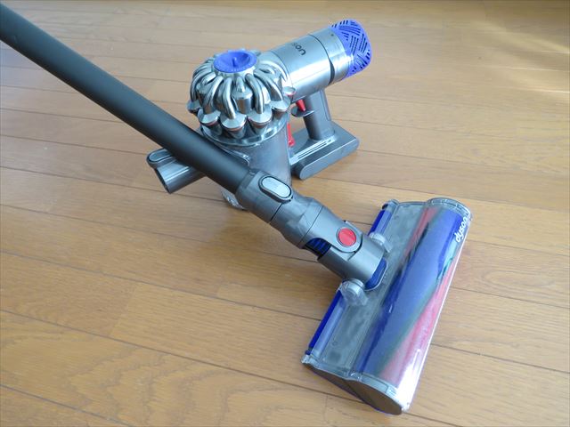 ダイソンヘッド（ソフトローラークリーナーヘッド）の分解掃除 | 男の