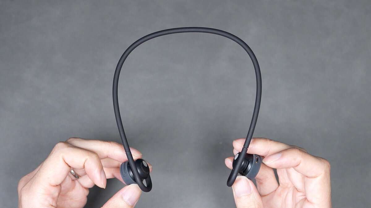 めっちゃ軽い & 音漏れがほぼしない！nwm初のネックバンド耳スピ「nwm