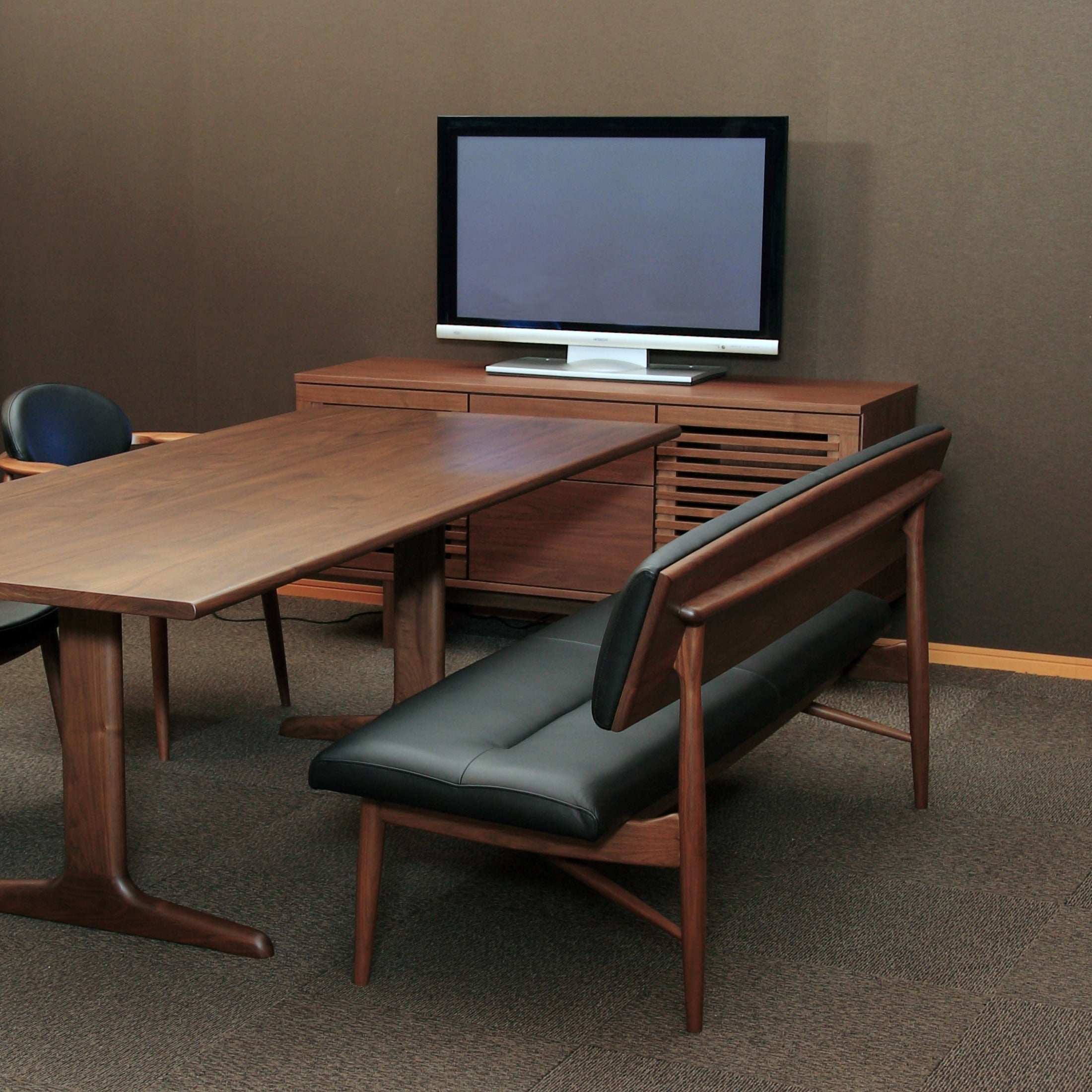 BOSS STYLE 背付きベンチ EDC57W(1650)(ウォールナット) – 柏木工株式