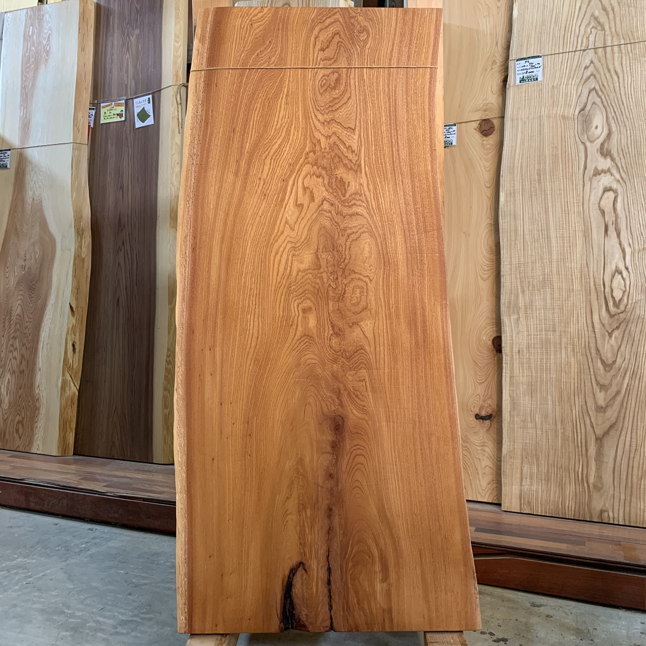 けやき一枚板 1400×300~600×45㎜ | 一枚板xオイル仕上げの専門店｜木の