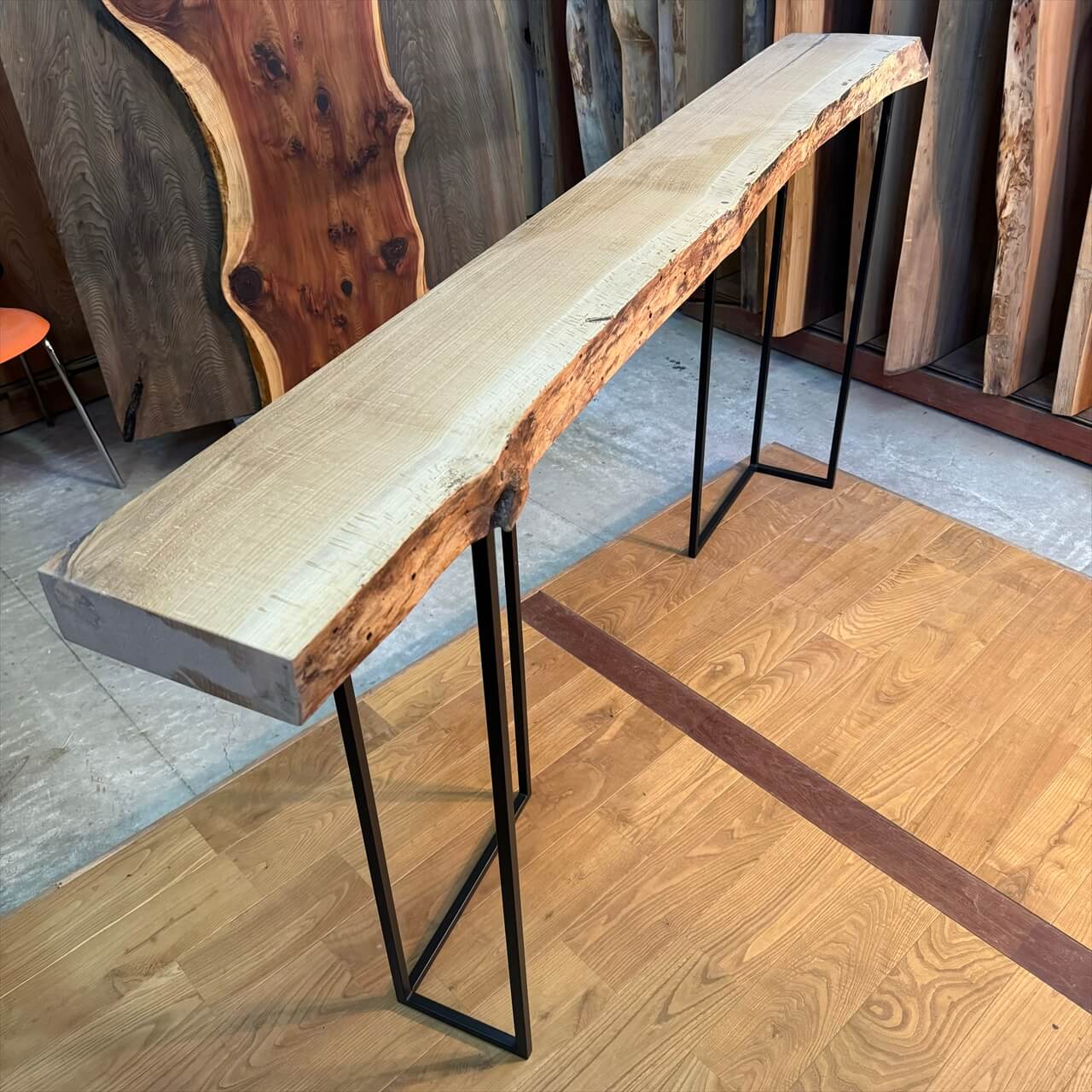 一枚板を「コンソールテーブル」の天板にいかが？ お客様の活用例と