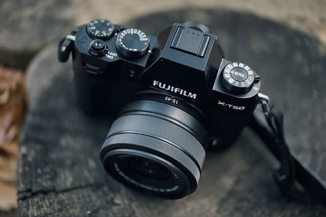 FUJIFILM X-T50のレンズキット、XC 15-45mm f3.5-5.6 OIS PZがあなどれ