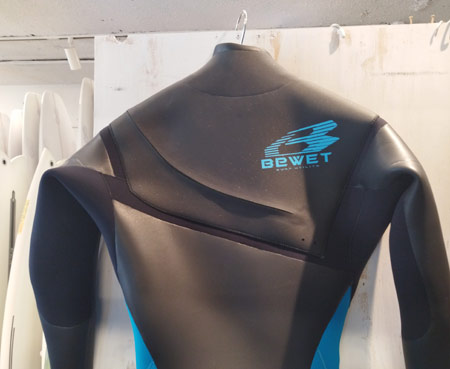 BEWETの最新セミドライは〜システムも生地も最先端〜(碇谷店長) | ご