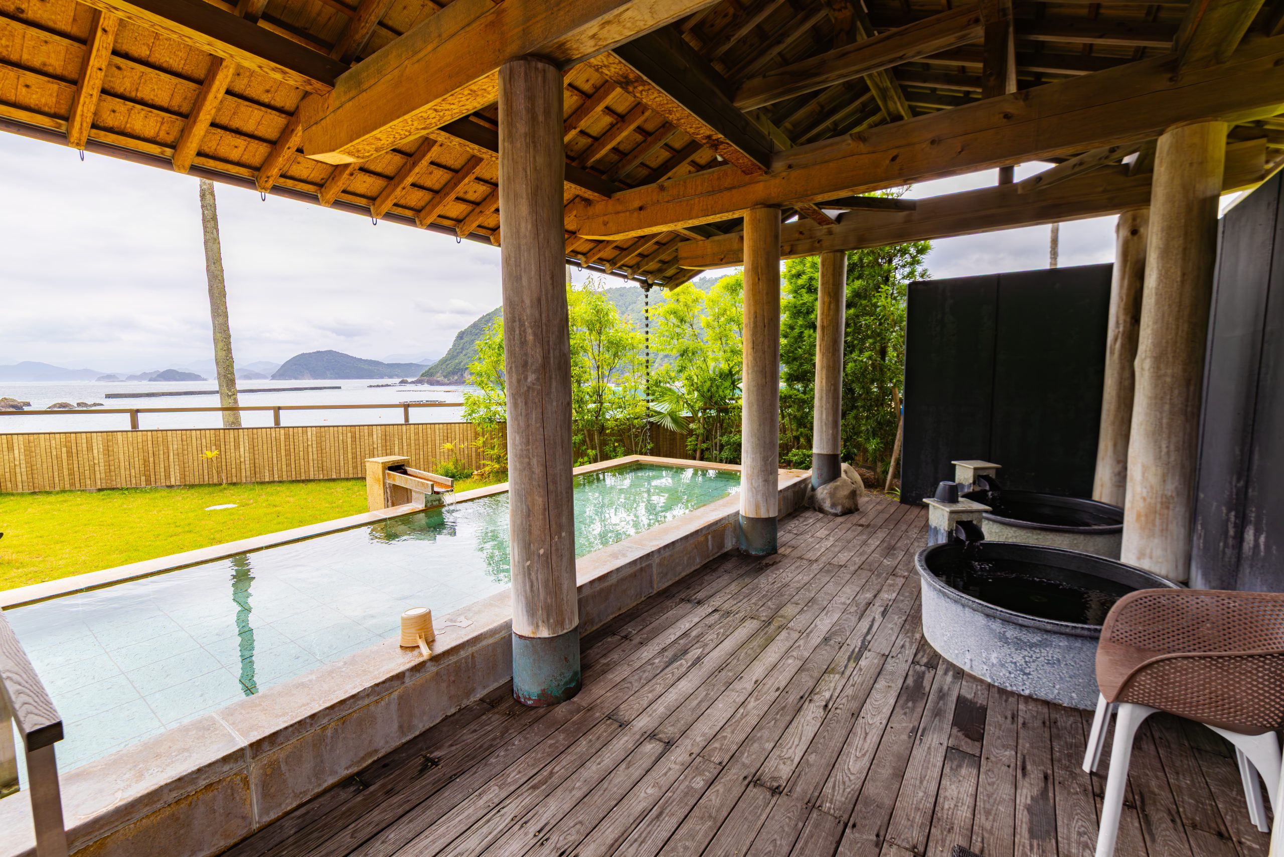 夏満喫！世界遺産熊野古道のまちにある「城ノ浜プール＆ビーチ」で絶叫