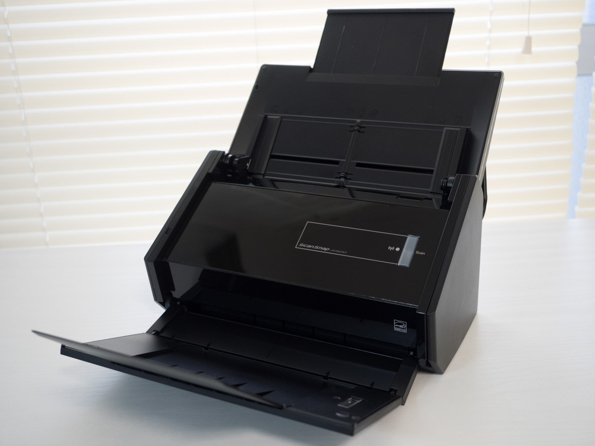 スキャナー「ScanSnap ix500」は、書類の断捨離があっという間にできて