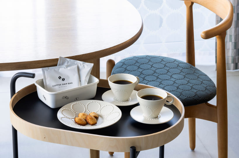 ミナ ペルホネン×野田琺瑯。chouchoが舞うキッチン道具で、料理を楽しく