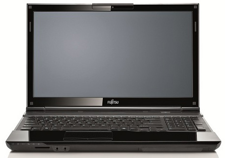 Fujitsu Lifebook AH532 - i3-3110M · NVIDIA GeForce GT 620M (1GB