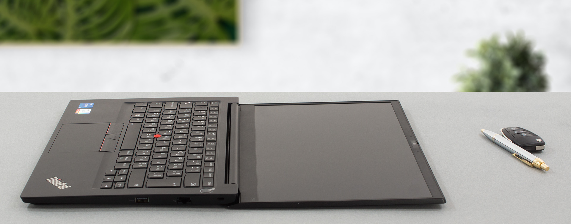 レノボ ThinkPad E14 Gen 4 レビュー | LaptopMedia 日本