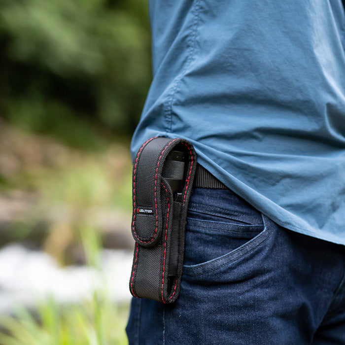 P7R SE ｜18650 充電池 / 乾電池 両方使える名作ハンドライト