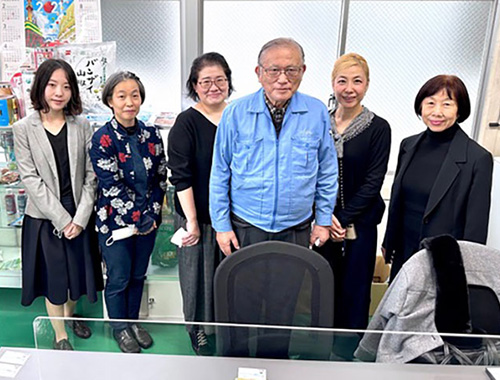 資生堂 唐草オードパルファム | JPDAパッケージアーカイブス | JPDA